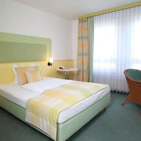 Hotel Am Forum 3*